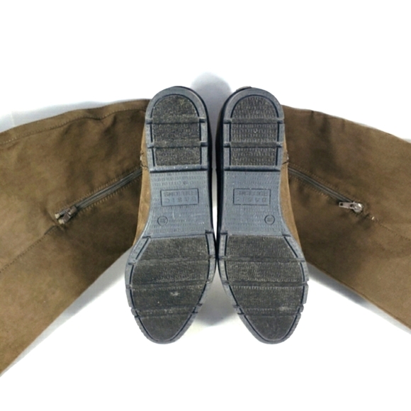 Basic Editions Brown Faux Seude, Pull On, Western Riding Boots. WMS 8 - Picture 9 of 10